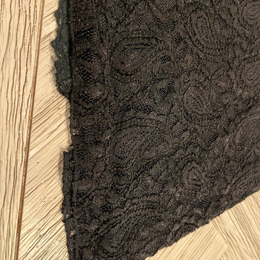 Pretty Angel Black Lace Tunic with Button Accents - Picture 2 of 8